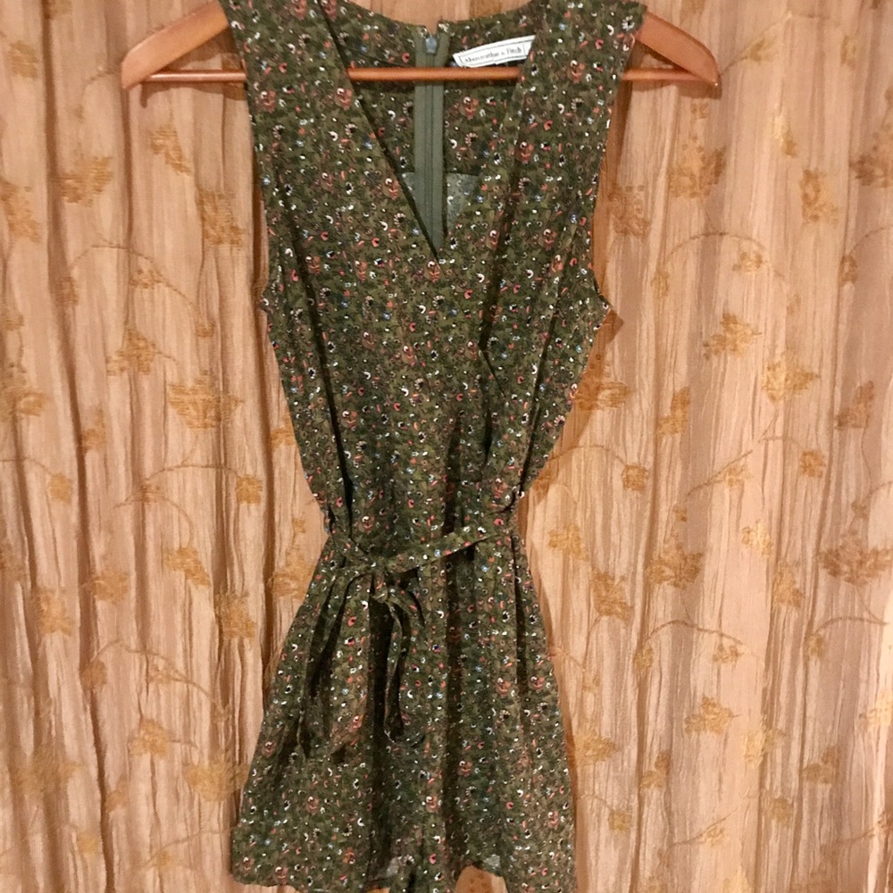 Abercrombie & Fitch Romper